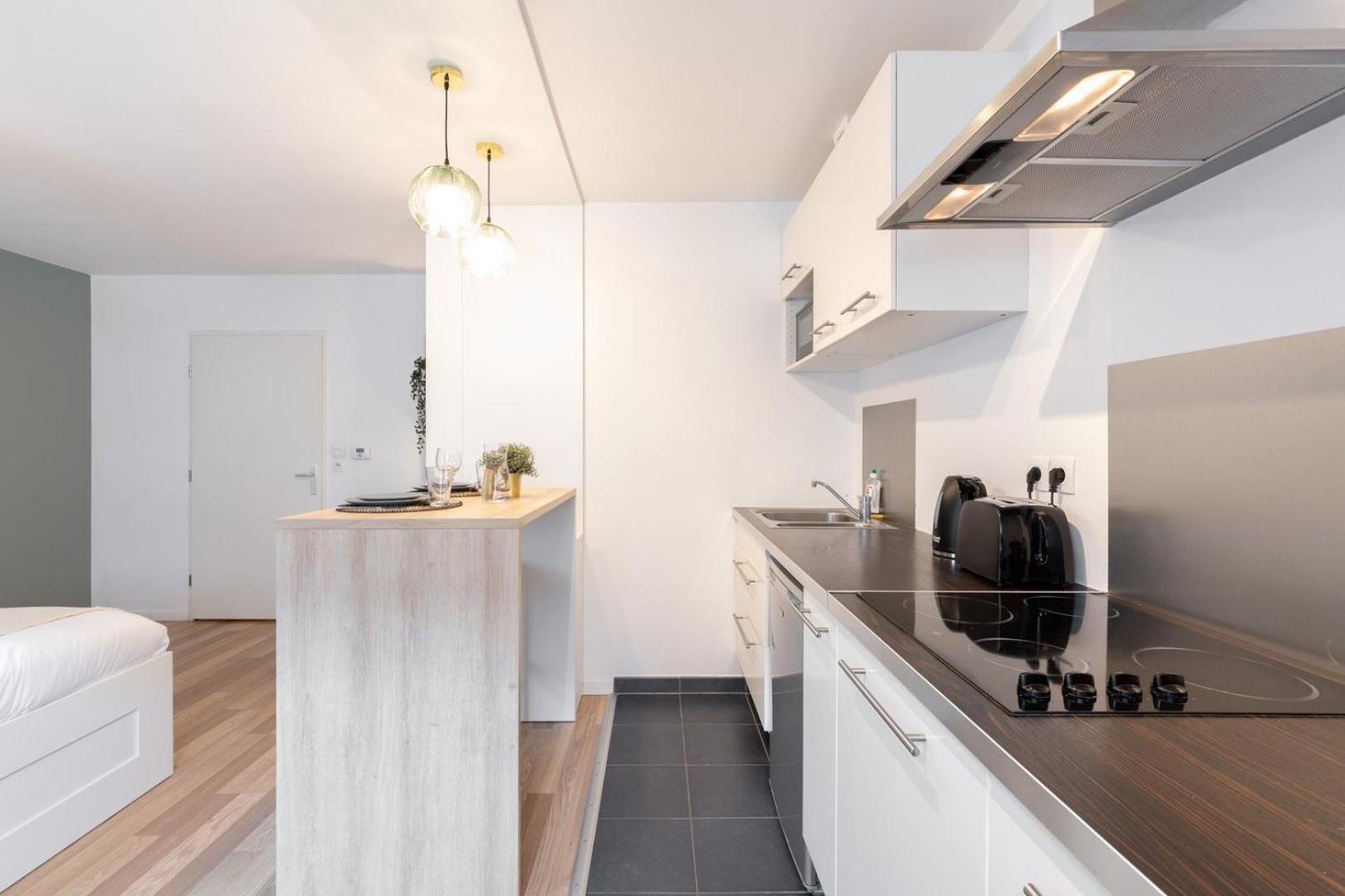 Wazemmes - Functional Studio With Parking Space! Lille Extérieur photo